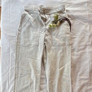 Wilfred Women’s Modern Cargo Utility Pants in Birch